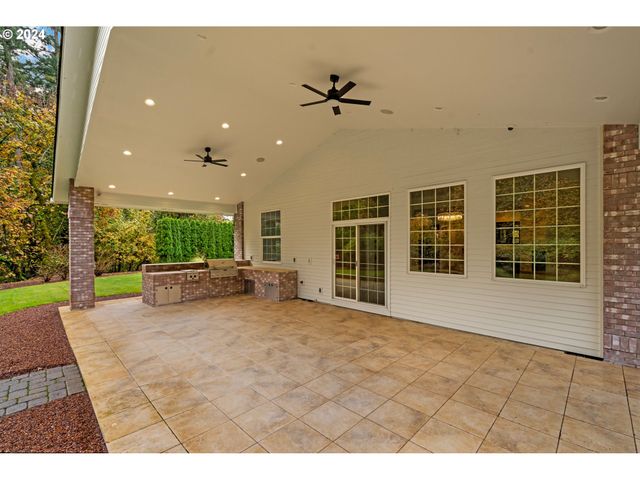 7474 Battle Creek Rd, Salem, OR 97317