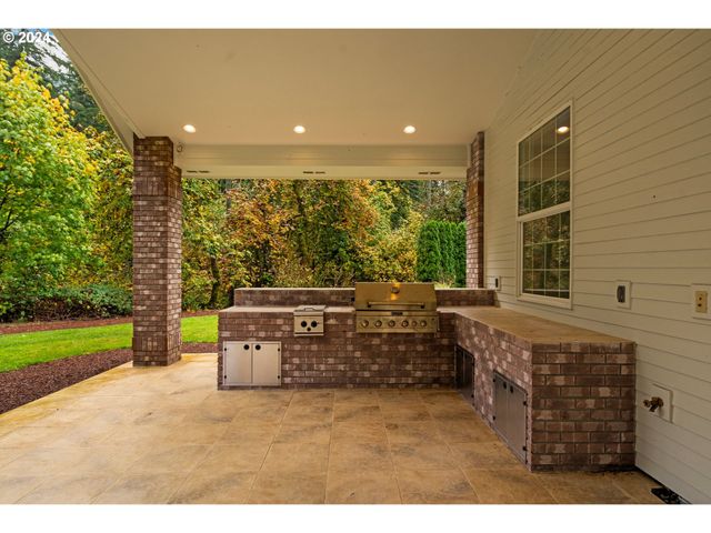 7474 Battle Creek Rd, Salem, OR 97317