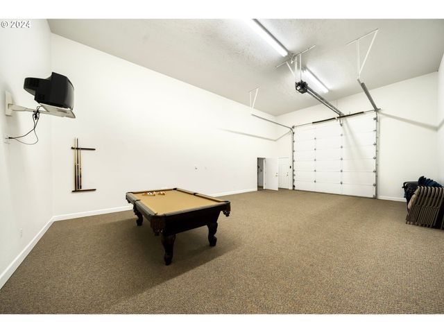 7474 Battle Creek Rd, Salem, OR 97317