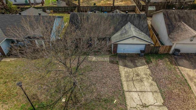 1007 Woodside Cove, Bryant, AR 72022