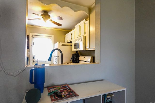 1007 Woodside Cove, Bryant, AR 72022