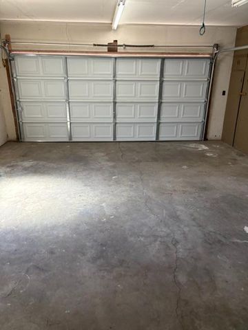 1906 W Saratoga Dr, Modesto, CA 95350