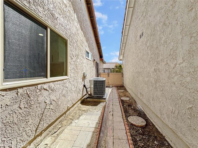 23611 Villena, Mission Viejo, CA 92692