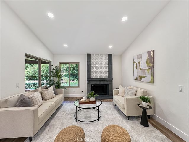 23611 Villena, Mission Viejo, CA 92692