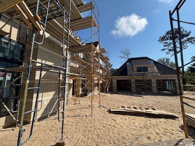 9413 Park St., Myrtle Beach, SC 29572