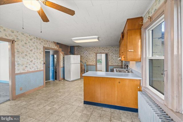 1716 BLACKS BRIDGE RD, Annville, PA 17003