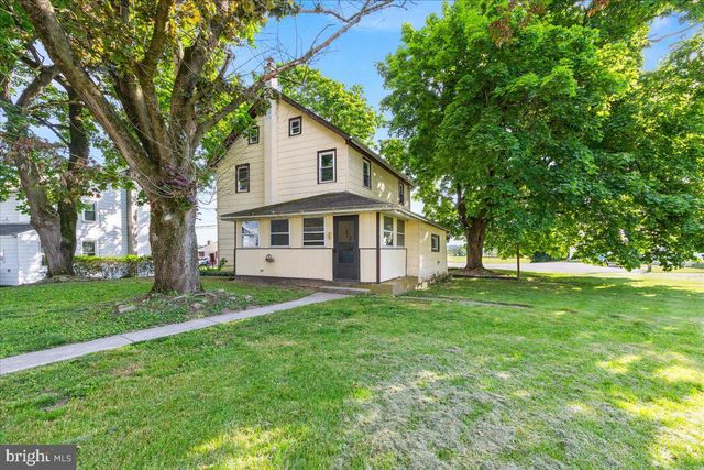 1716 BLACKS BRIDGE RD, Annville, PA 17003