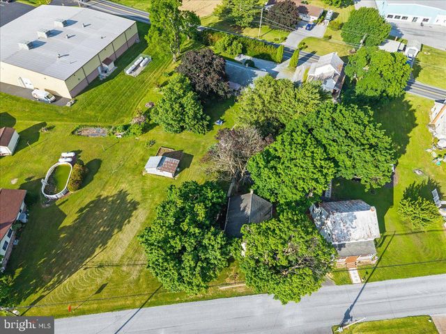 1716 BLACKS BRIDGE RD, Annville, PA 17003