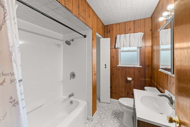 629 De Angelis Court, Chicago Heights, IL 60411