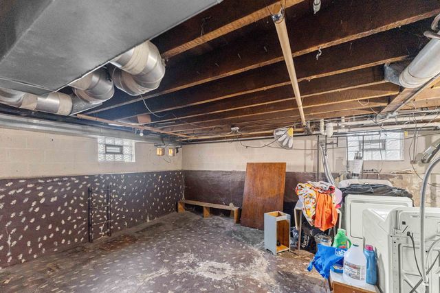 629 De Angelis Court, Chicago Heights, IL 60411