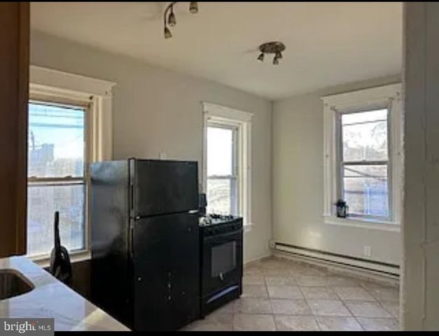 188 W WYOMING AVE, Philadelphia, PA 19140
