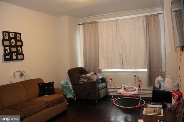 188 W WYOMING AVE, Philadelphia, PA 19140