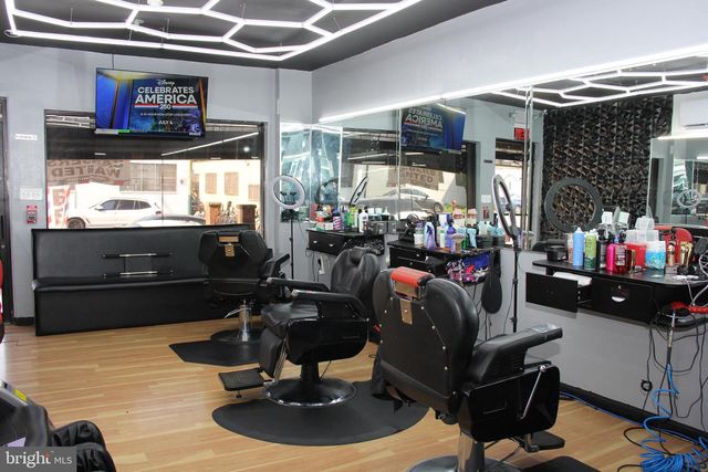 188 W WYOMING AVE, Philadelphia, PA 19140