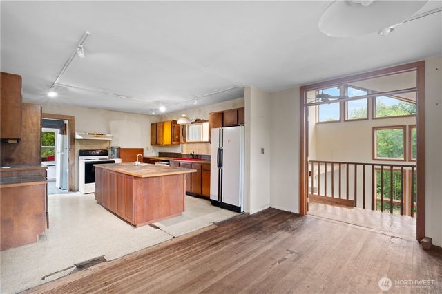 15593 State Route 9, Mount Vernon, WA 98274