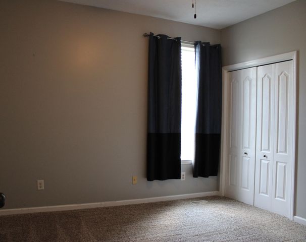 1120 Lea CIR, Lebanon, TN 37087