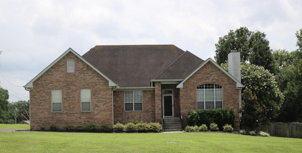 1120 Lea CIR, Lebanon, TN 37087