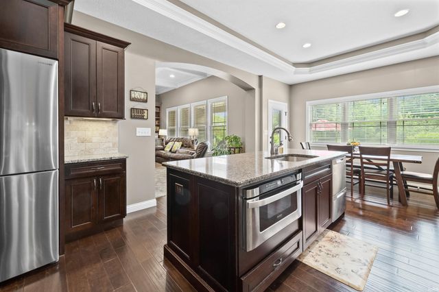 869 Commodores Cir Circle, Lafayette, IN 47909