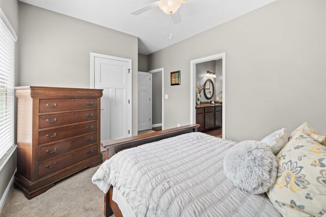 869 Commodores Cir Circle, Lafayette, IN 47909