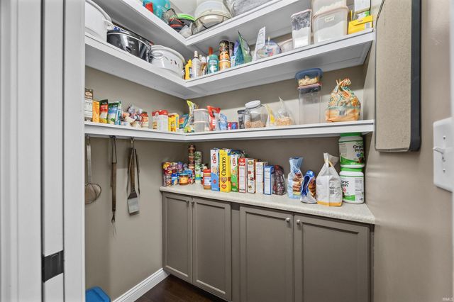 869 Commodores Cir Circle, Lafayette, IN 47909