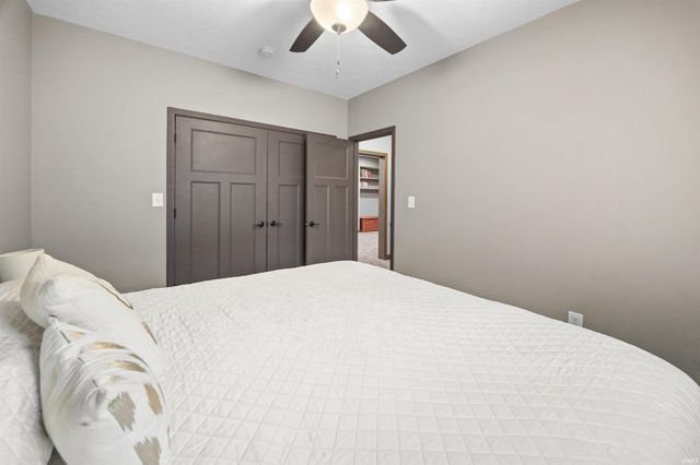 869 Commodores Cir Circle, Lafayette, IN 47909