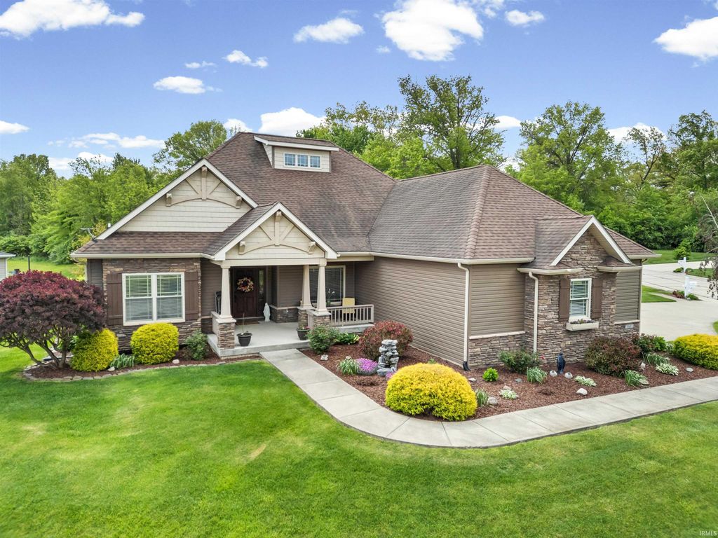 869 Commodores Cir Circle, Lafayette, IN 47909