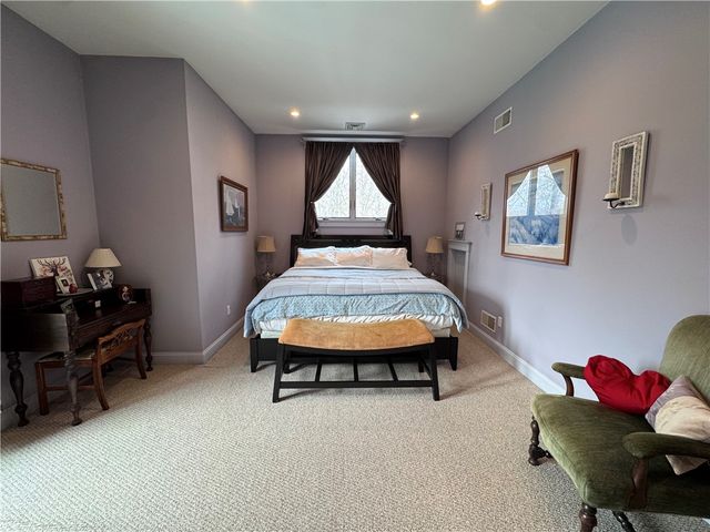 127 Preservation Way, Tiverton, RI 02878