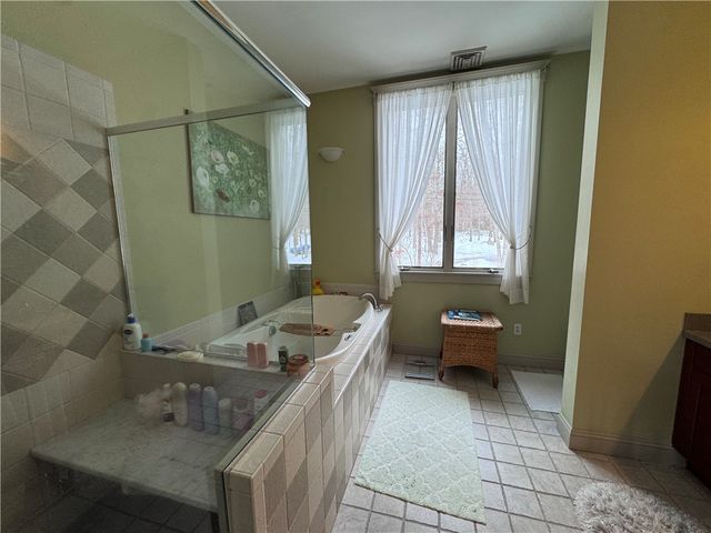 127 Preservation Way, Tiverton, RI 02878