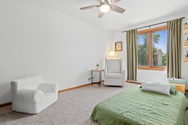7816 W 103rd Street, Bloomington, MN 55438