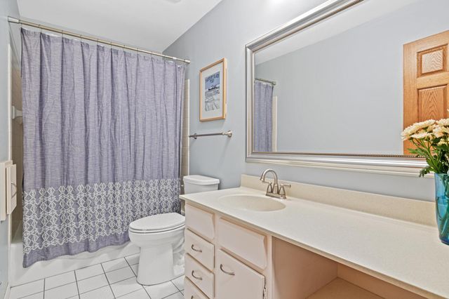 7816 W 103rd Street, Bloomington, MN 55438