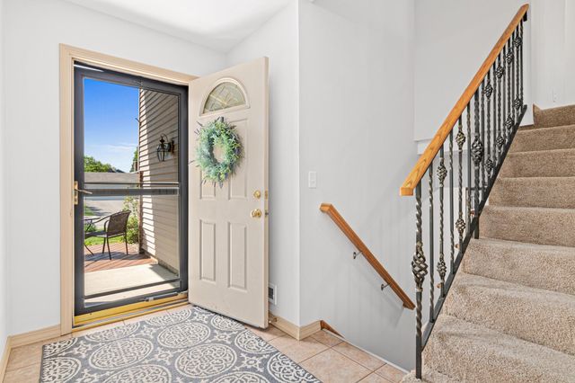 7816 W 103rd Street, Bloomington, MN 55438