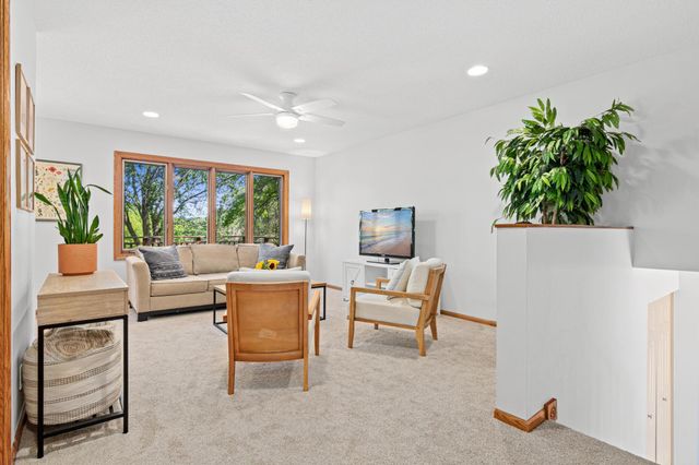 7816 W 103rd Street, Bloomington, MN 55438