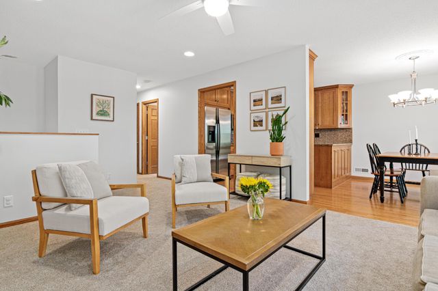 7816 W 103rd Street, Bloomington, MN 55438