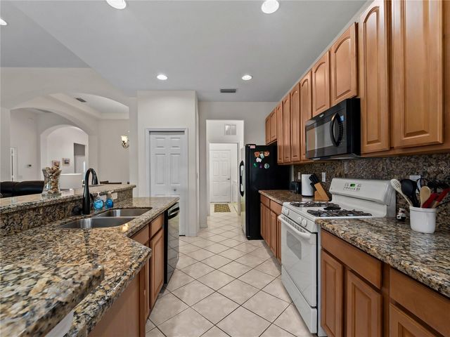 5435 BLUE HERON CIRCLE, North Port, FL 34287