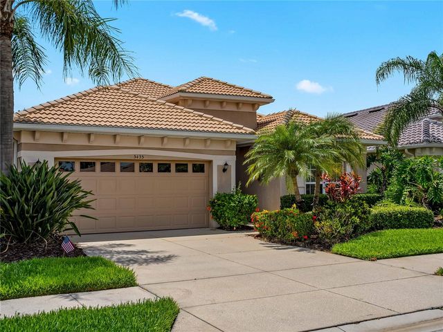 5435 BLUE HERON CIRCLE, North Port, FL 34287