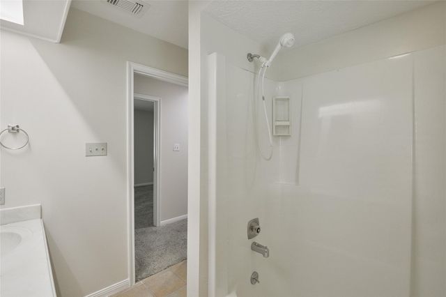 5406 Avenue C, Crosby, TX 77532