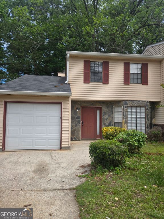 1004 Pine Tree Trail, South Fulton, GA 30349