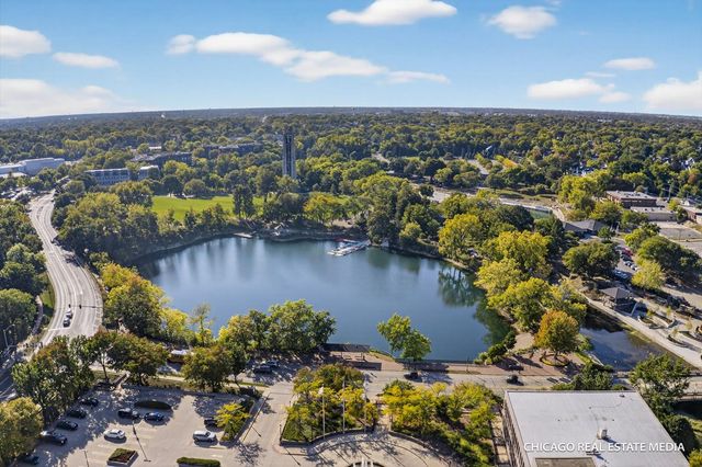 3423 Sunnyside Court, Naperville, IL 60564