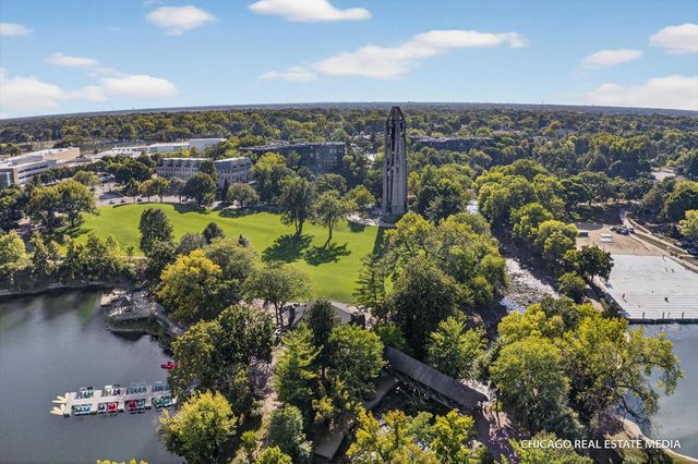 3423 Sunnyside Court, Naperville, IL 60564