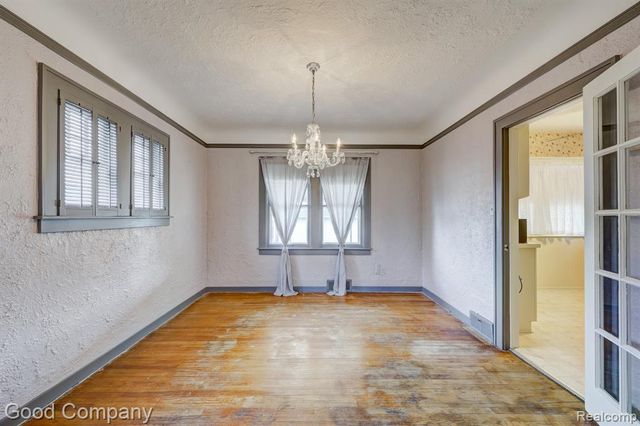 6464 Coleman Street, Dearborn, MI 48126