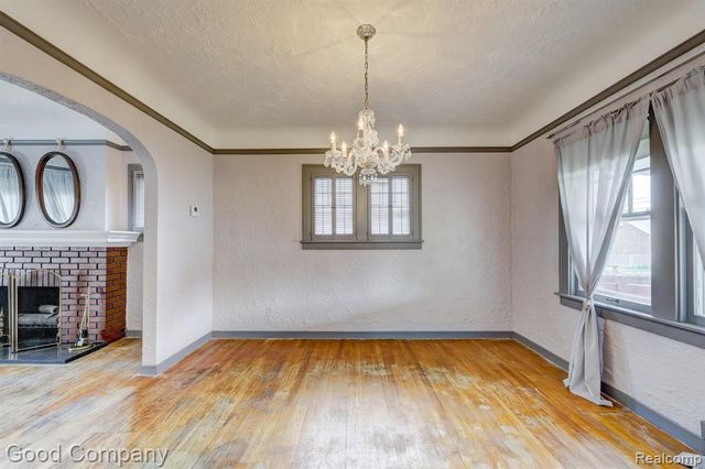 6464 Coleman Street, Dearborn, MI 48126