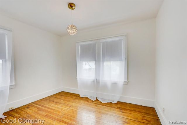 6464 Coleman Street, Dearborn, MI 48126