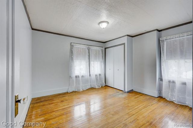 6464 Coleman Street, Dearborn, MI 48126