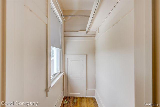 6464 Coleman Street, Dearborn, MI 48126