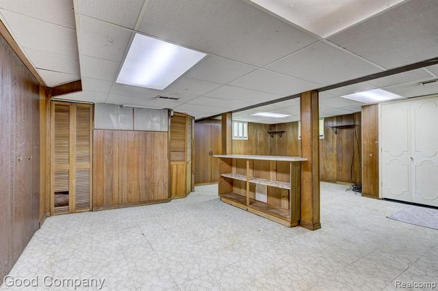 6464 Coleman Street, Dearborn, MI 48126