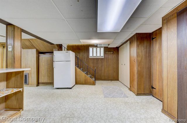 6464 Coleman Street, Dearborn, MI 48126