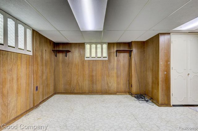 6464 Coleman Street, Dearborn, MI 48126