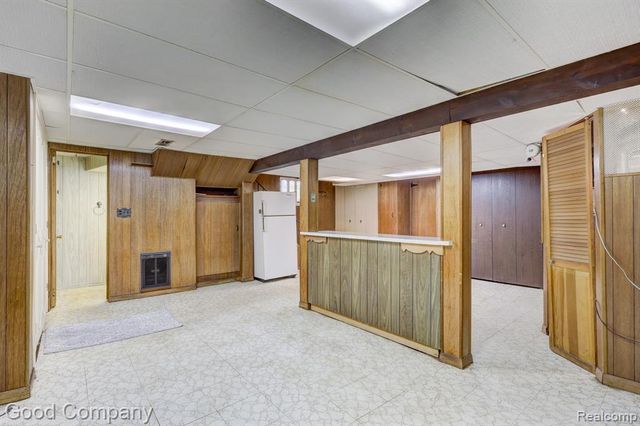 6464 Coleman Street, Dearborn, MI 48126
