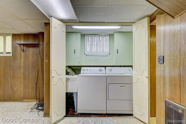 6464 Coleman Street, Dearborn, MI 48126