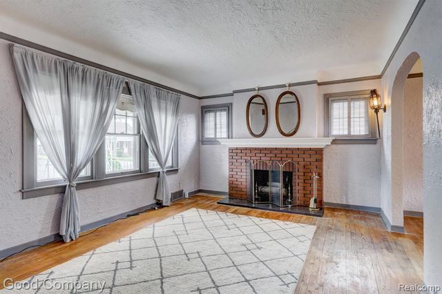 6464 Coleman Street, Dearborn, MI 48126