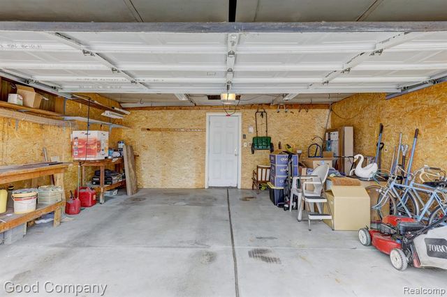 6464 Coleman Street, Dearborn, MI 48126